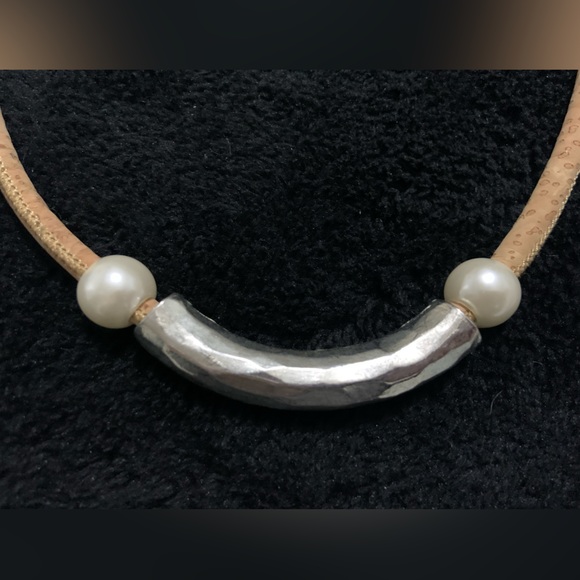 Cork necklace with magnetic clasp - Picture 2 of 4